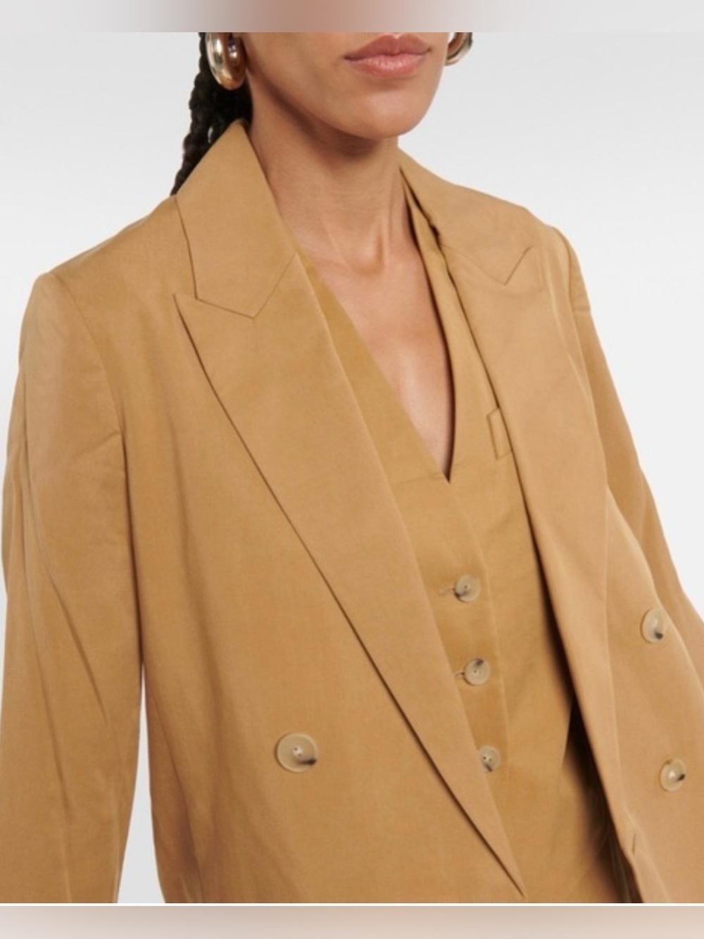 Vince Tan Double-Breasted Blazer